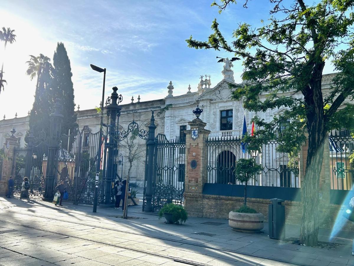 Hispalis Alfonso X Sevilla Bagian luar foto